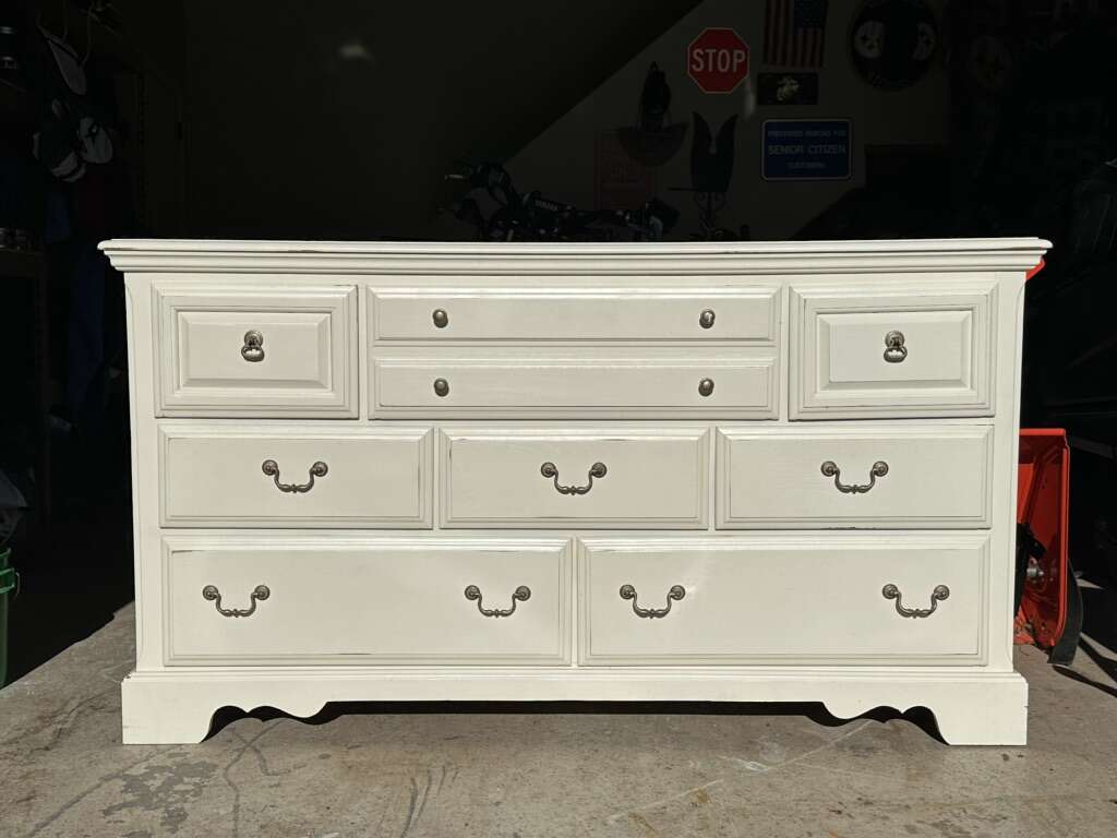 Solid Wood Dresser Furniture