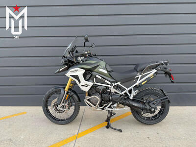 2025 Triumph Tiger 1200 Rally Pro Matt Khaki Green