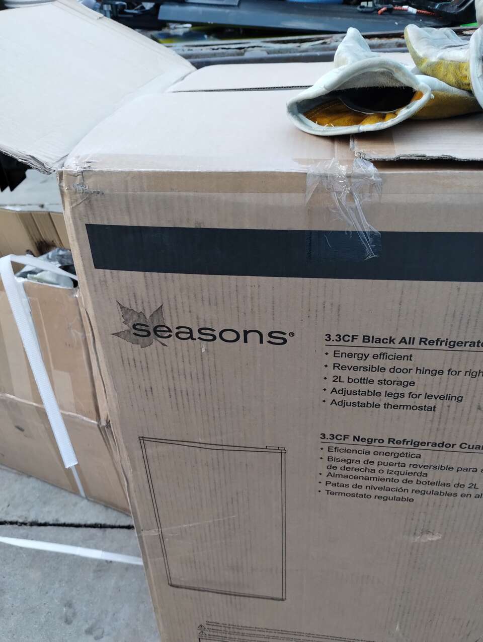 brand new mini fridge 189 retailed… Appliances