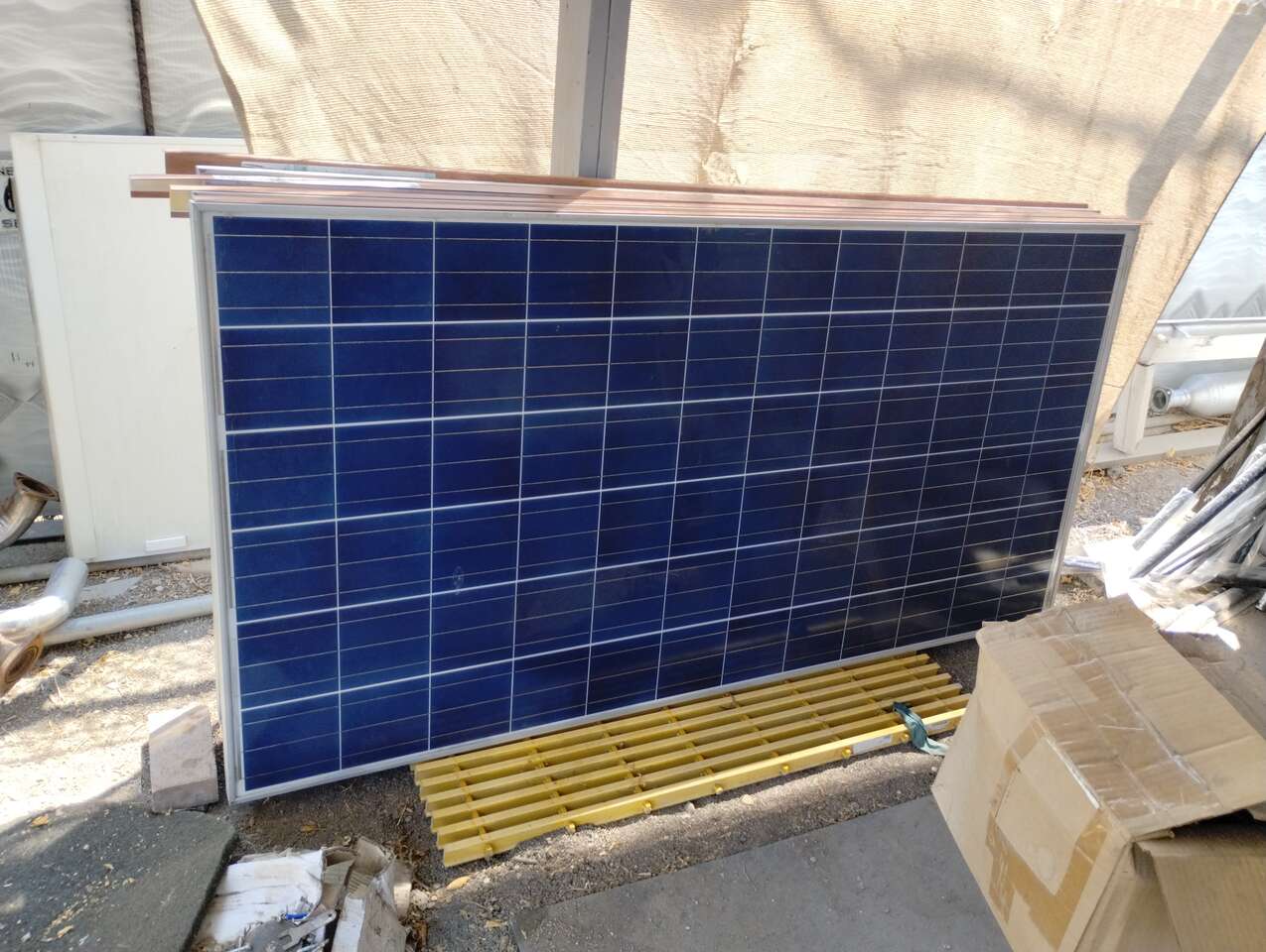 290 w solar panels sell or trade 39 x76 # 5 to 10 panels