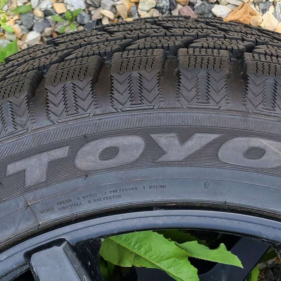Toyo Observe 235/50 R18 Tires and Wheels 2