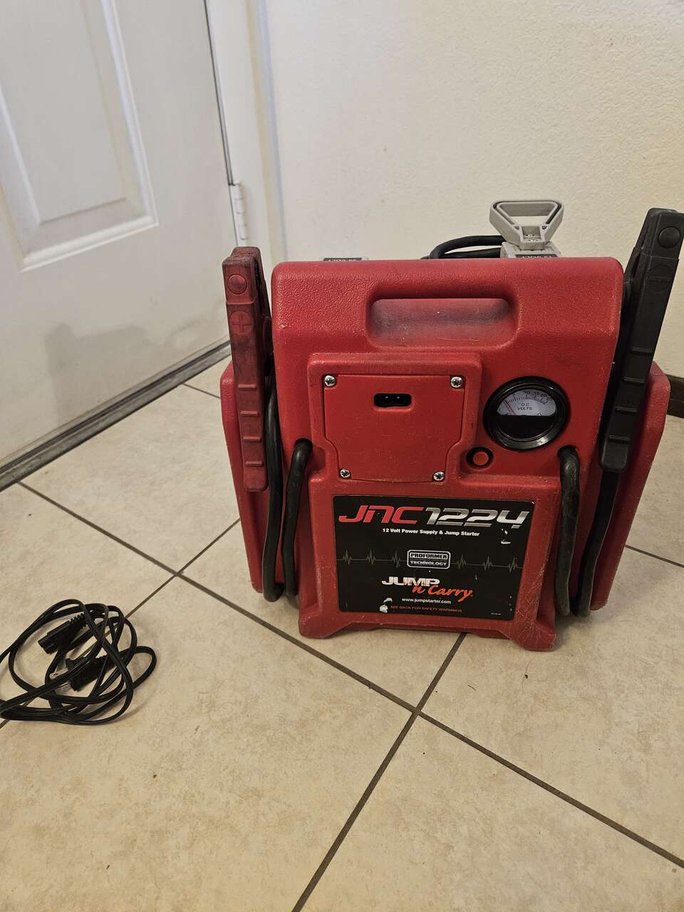 JNC1224 Jump Starter
