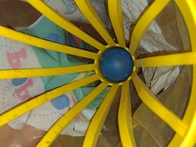 Vintage Pop-A-Lot Tupperware toy