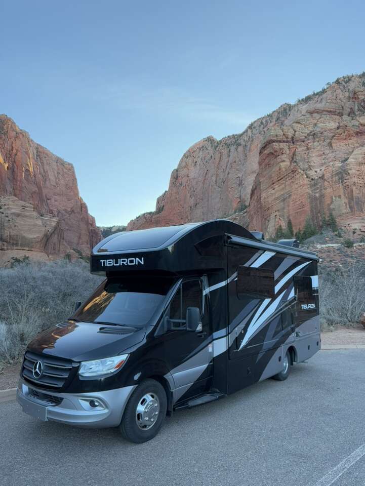 *Winter Sale*2022 Mercedes Thor Tiburon 24 TT