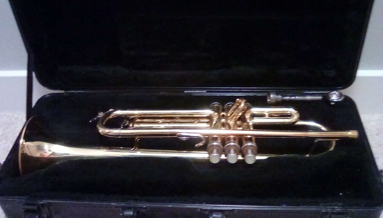 Conn student model trumpet … Musical Instruments