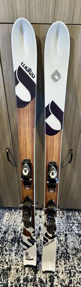 Fisher Watra Downhill Skis in 182 length and 101 waist