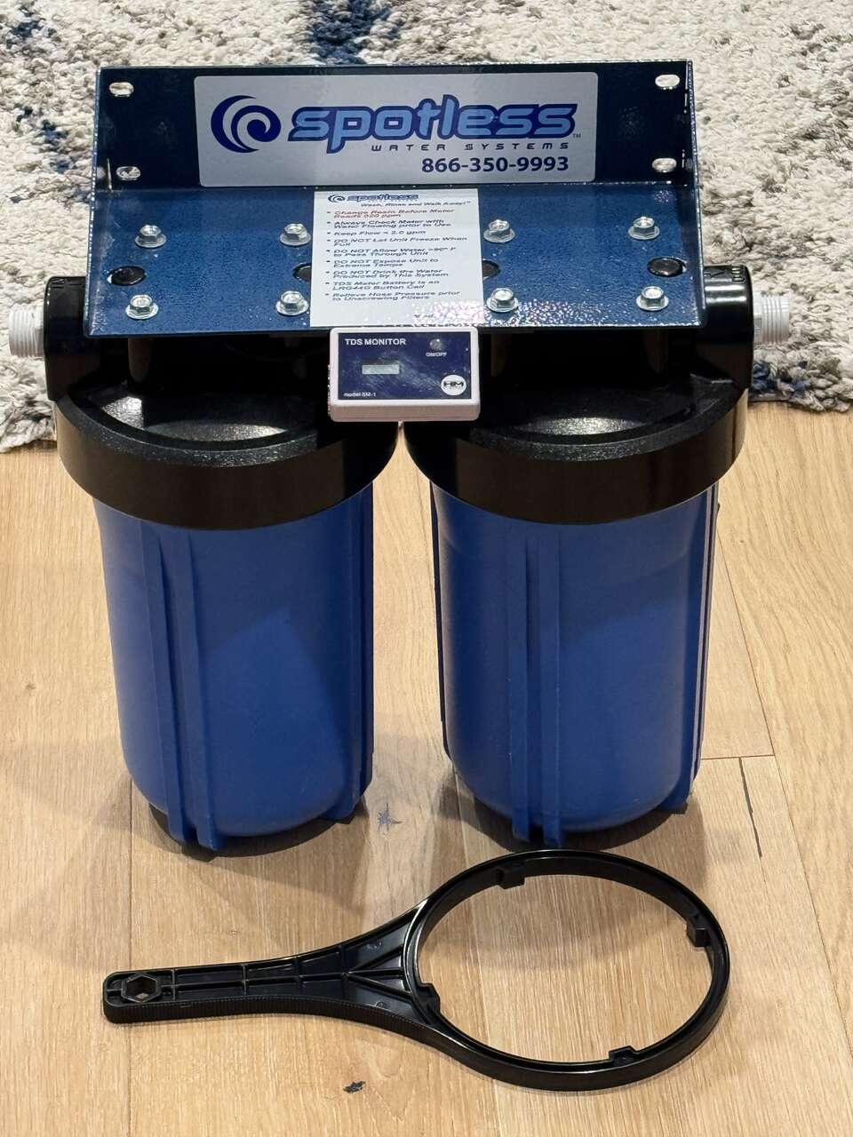 CR Spotless Wall Mount De-ionized Water Filtration System (Water Softener)