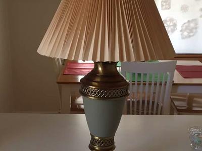 Beautiful Vintage Table Lamp
