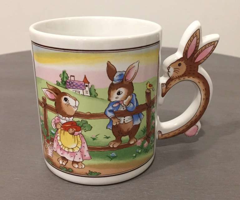 Vintage Easter Bunny Rabbit Mug
