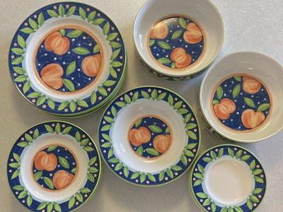 26 Piece MIKASA Dishes Set