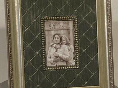 New Fancy Picture Frame 16x14