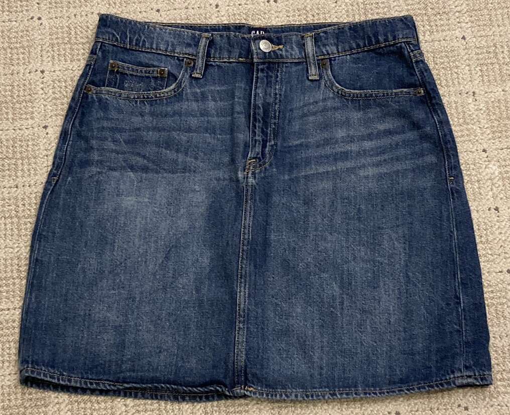 GAP Denim Skirt 31x17