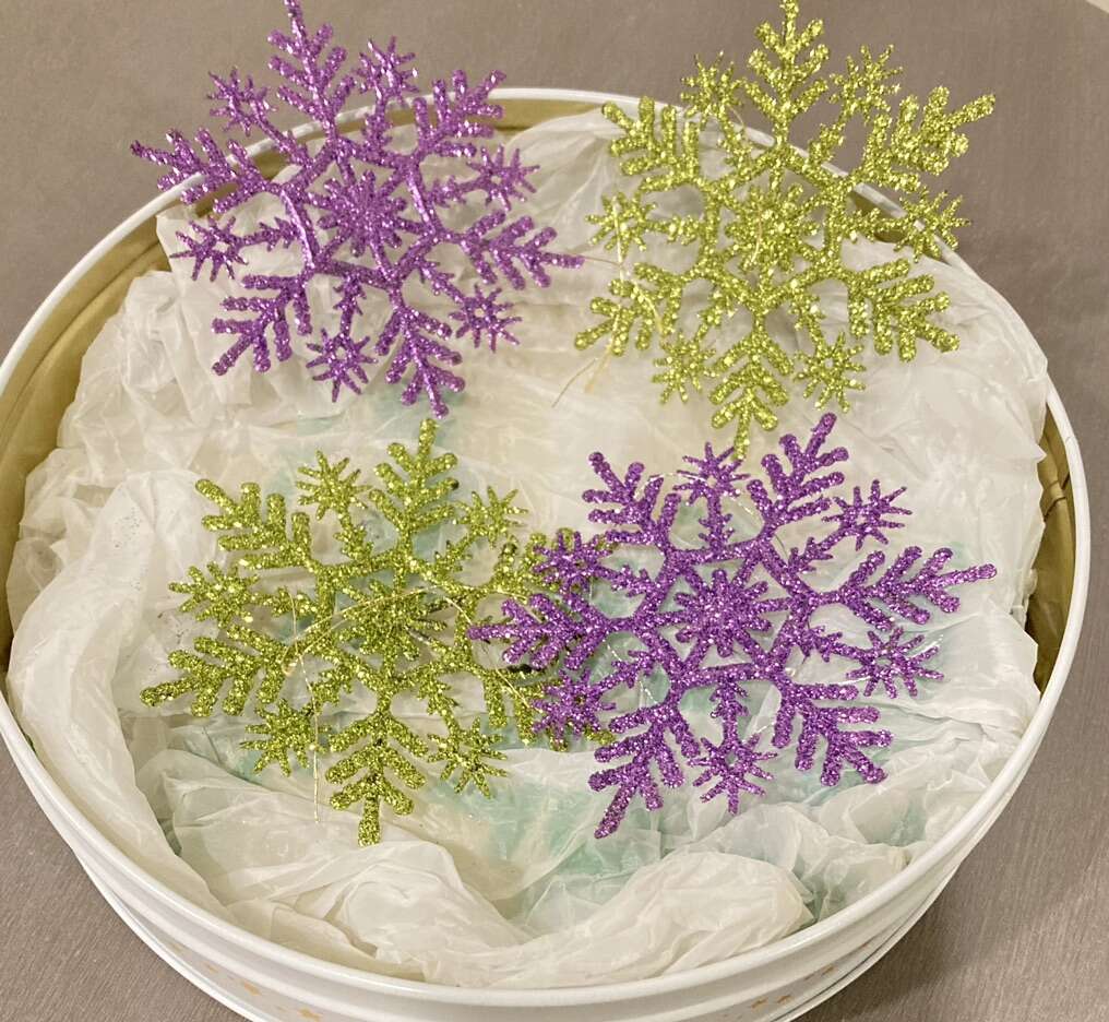 Whoville Sparkly Snowflakes Christmas Ornaments