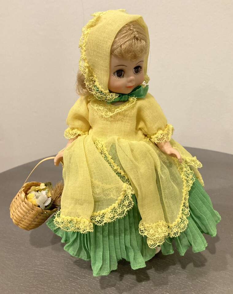 Vintage Madame Alexander Daffy Down Dilly Doll