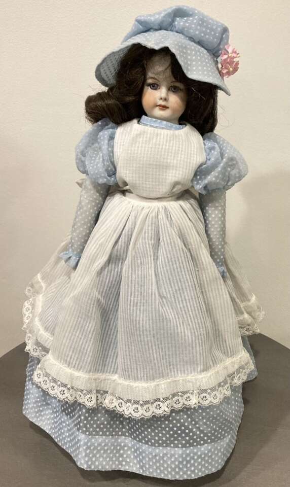 1977 Phyllis Juhlin Park Porcelain Doll