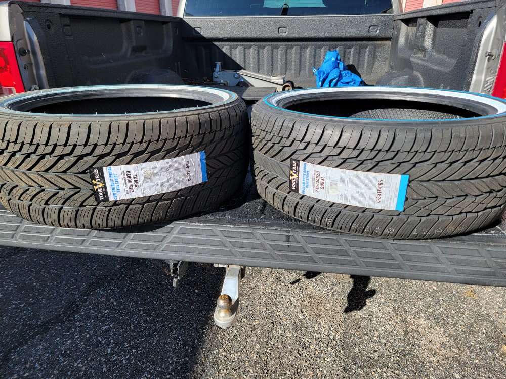 245/40r20 Vogue tires 2 blue wall