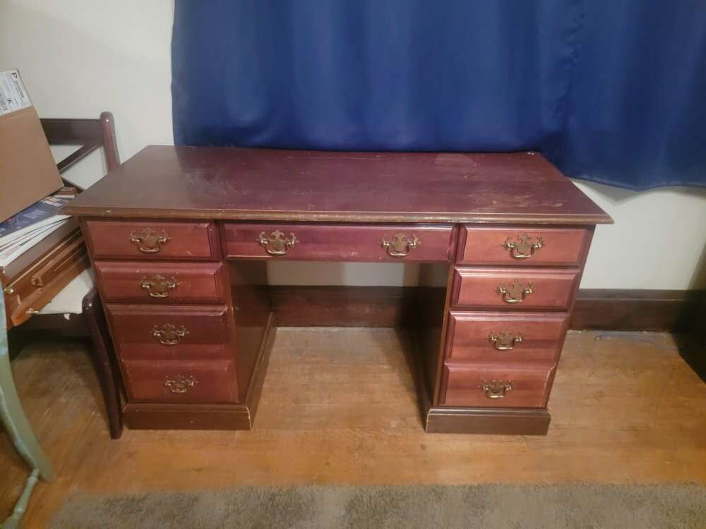 Vintage Executive Desk Furniture