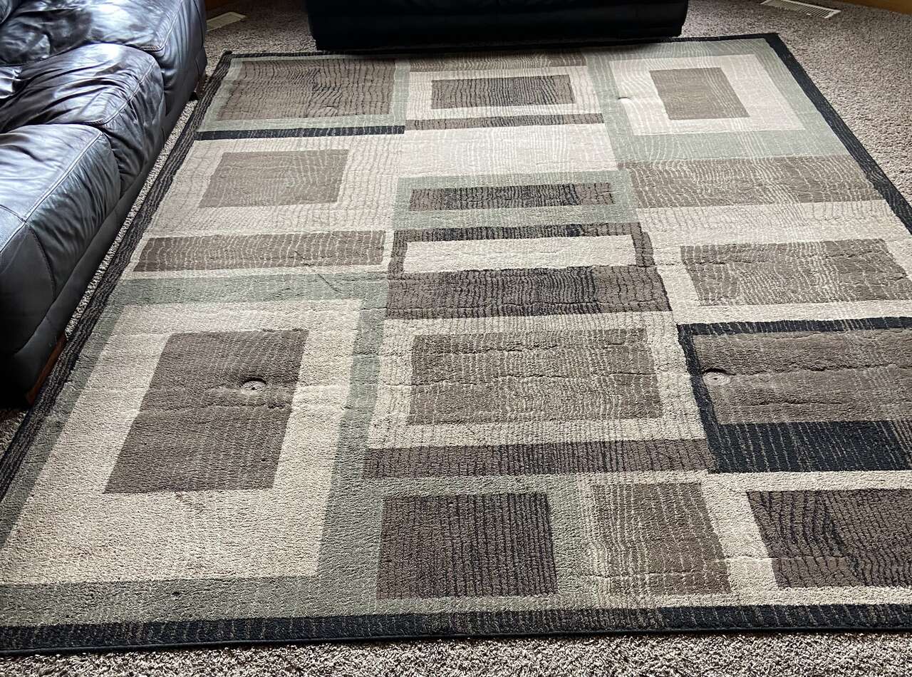 Area rug