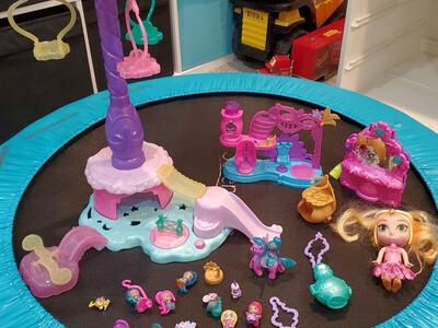 Shimmer and Shine Teenie Genies Toys