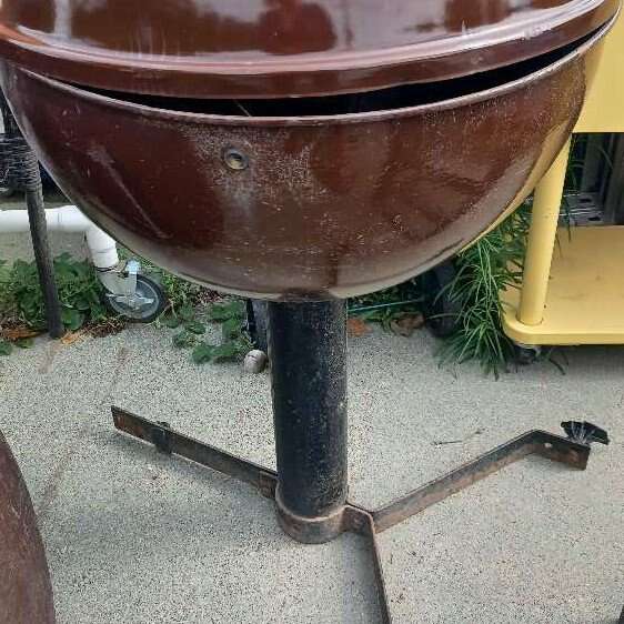 CHOCOLATE BROWN OUT DOOR GRILL!