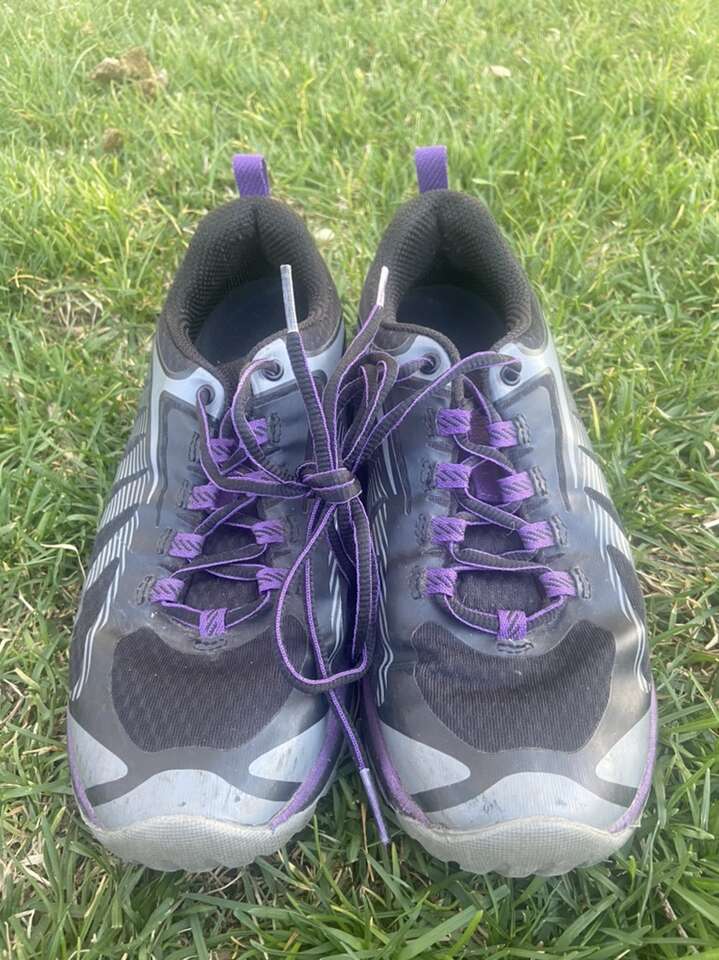 Merrell Youth 5 Or Wms 6.5 Black Hiking Shoes