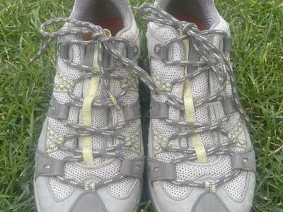 Merrell Size 7.5 Gray & Ecru Hiking Shoes