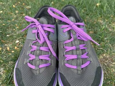 Teva Womens 8 Gray/Purple Trim Walking Shoes