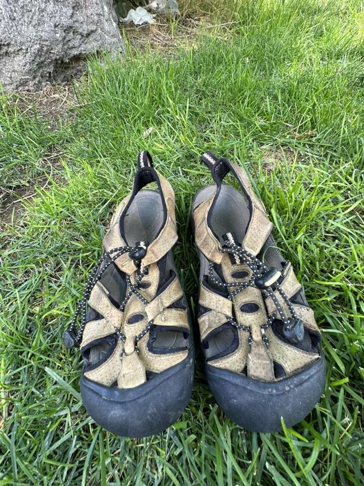 Keen Youth 3 Leather Waterproof Hiking Sandals