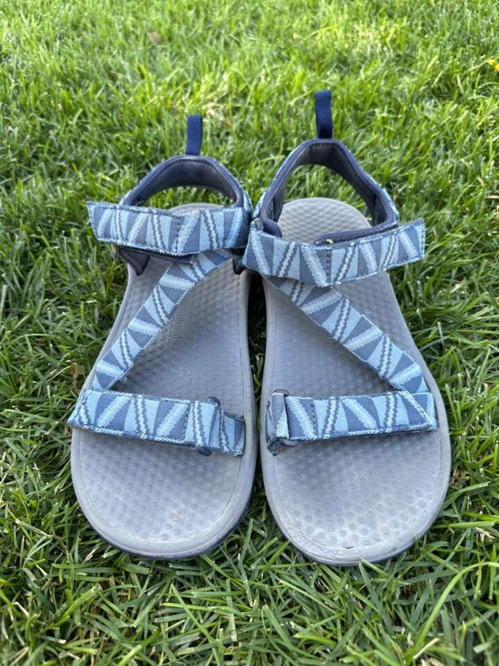 Columbia Mens Size 8 Blue Print, Hiking Sandals