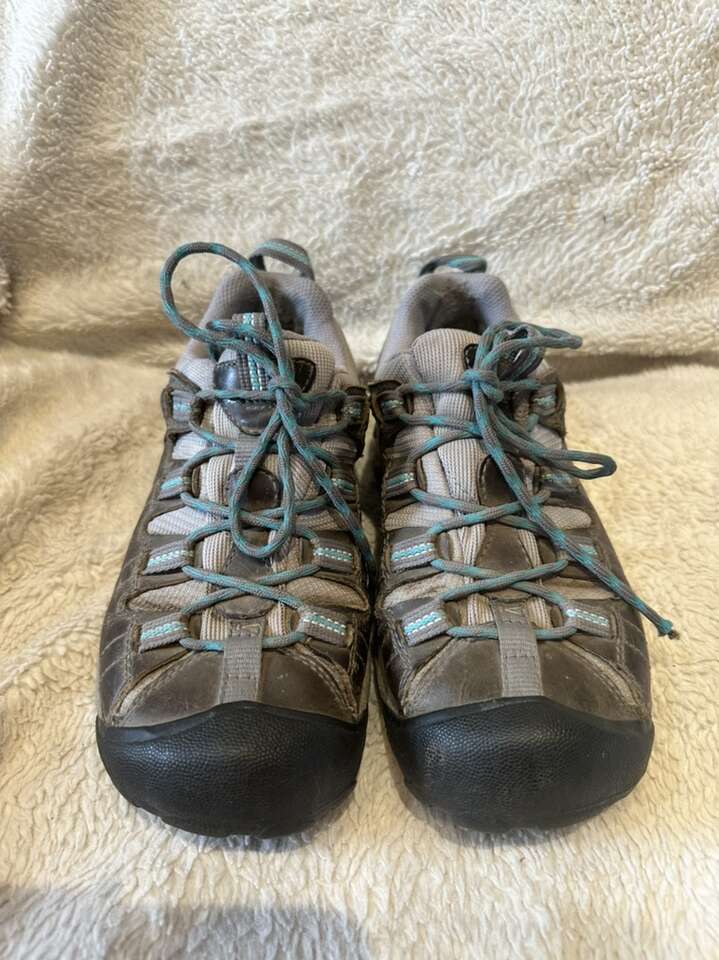 Keen Womens 8 Gray/blue Waterproof, Hiking Shoes