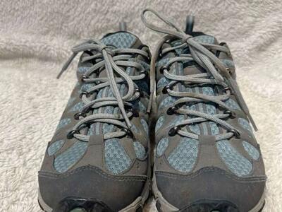 Oboz women’s Size 9 blue/gray mesh, hiking shoes