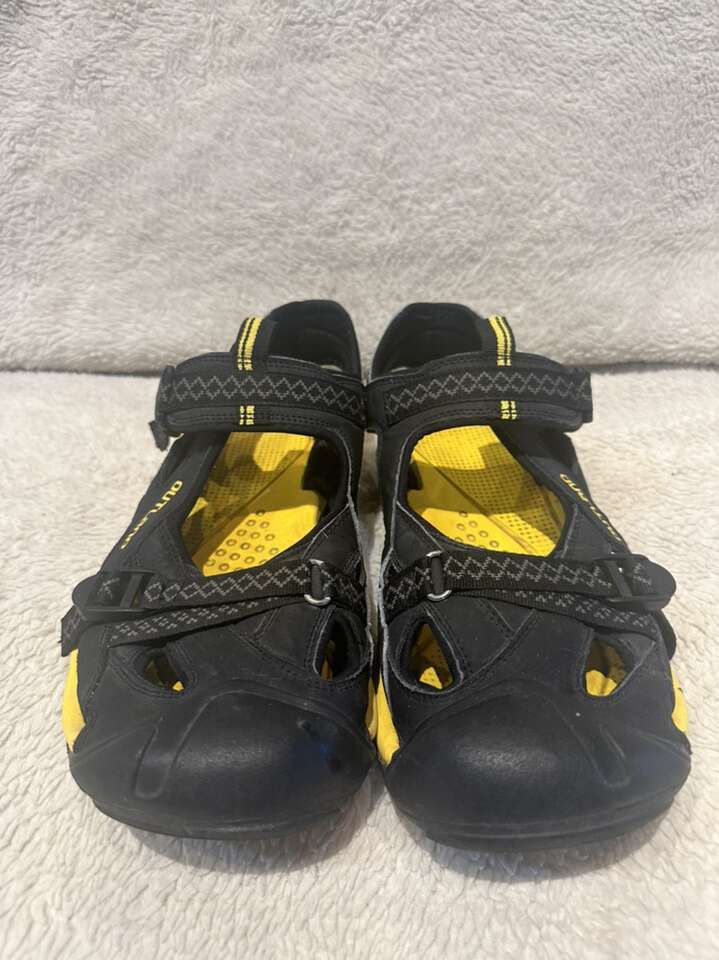 Outland Men’s Size 10 Outdoor Close Toe Sandals