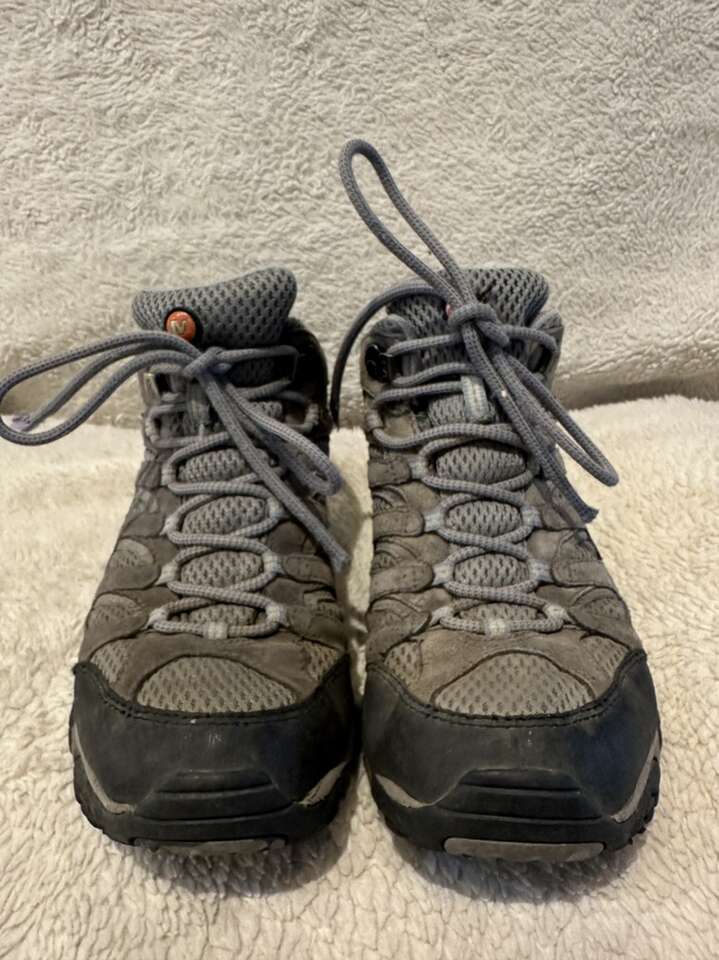 Merrell Women’s 7.5 Gray Mesh/Leather Hiking Boots