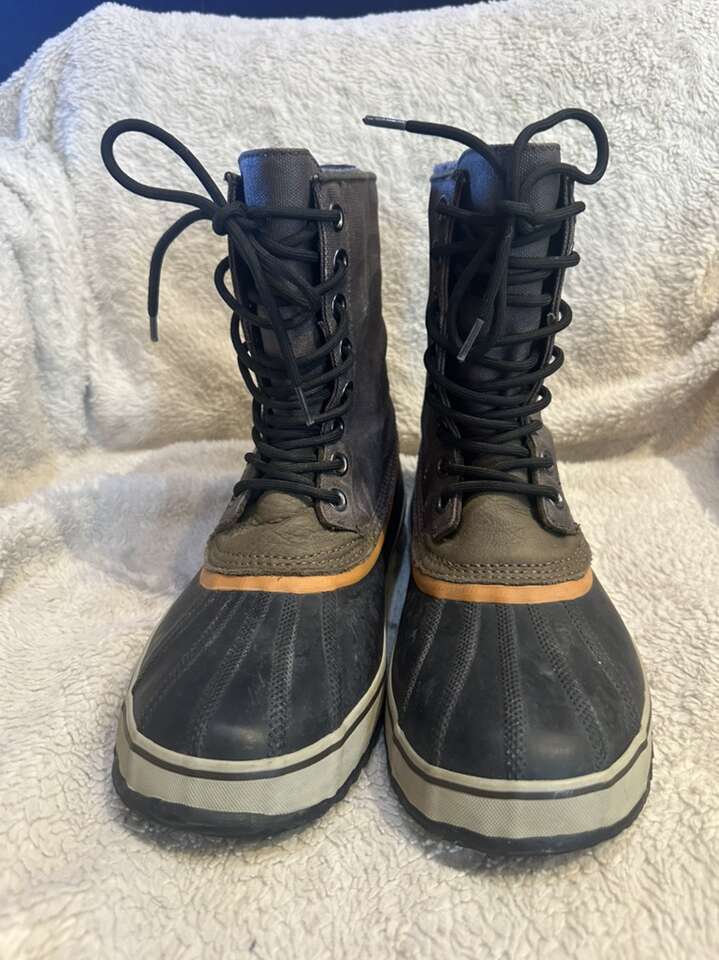 Sorel Mens 9 waterproof Canvas/Rubber Winter Boots