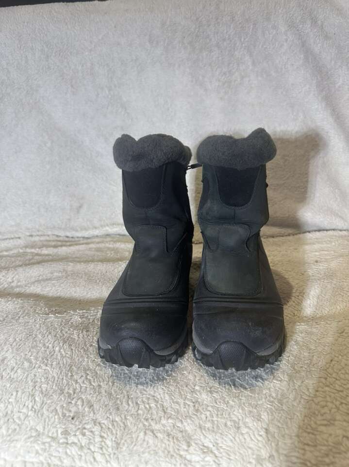 Merrell Polartec Women’s 7 Black Waterproof Boots