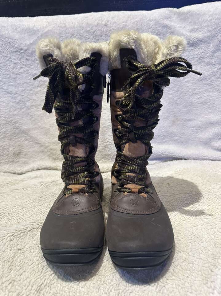 Merrell Women’s 9 Waterproof Tall Winter Boots