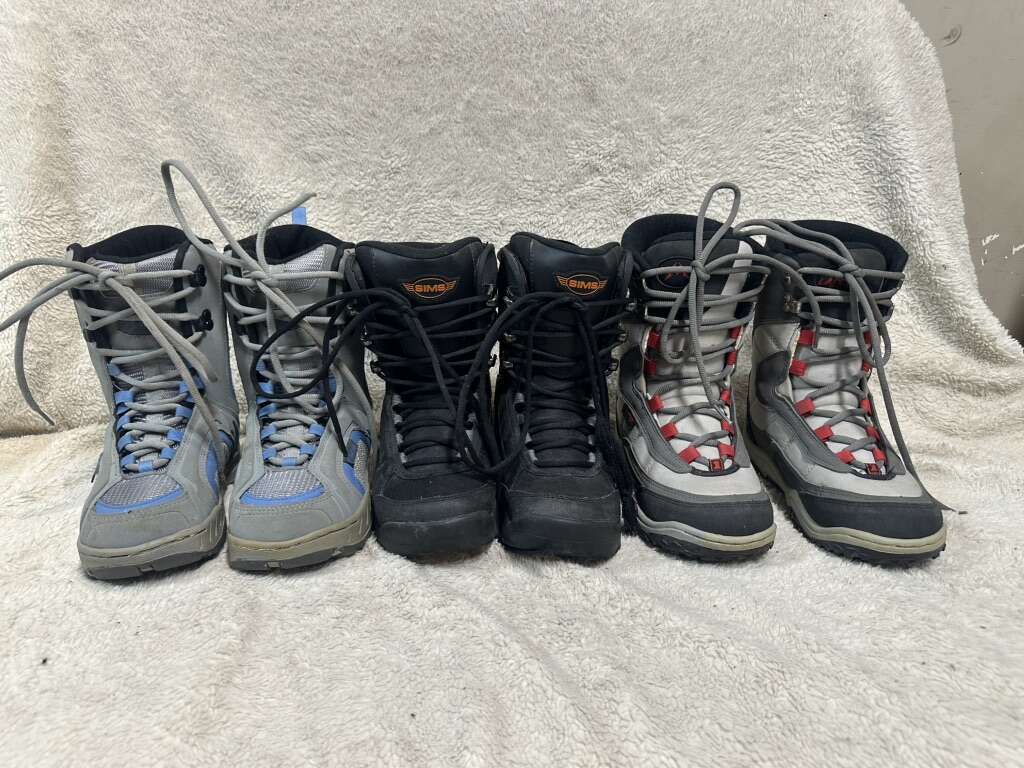 Lamar & Sims Youth Size 4 Snowboard Boots