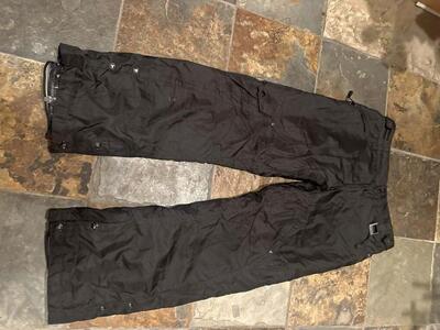 Ocean & Earth Women’s Xl Black Snow Pants