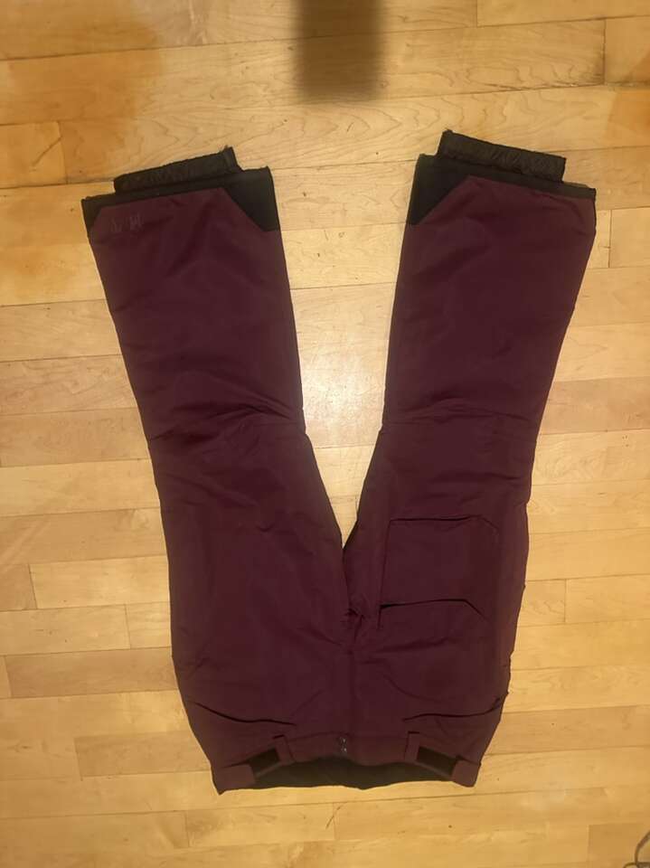 Mt Mountaineering Women’s Xl Burgundy Snow Pants