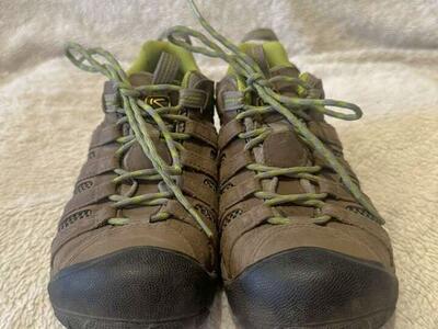 Keen Women’s 7-7.5 leather/mesh Hiking Shoes