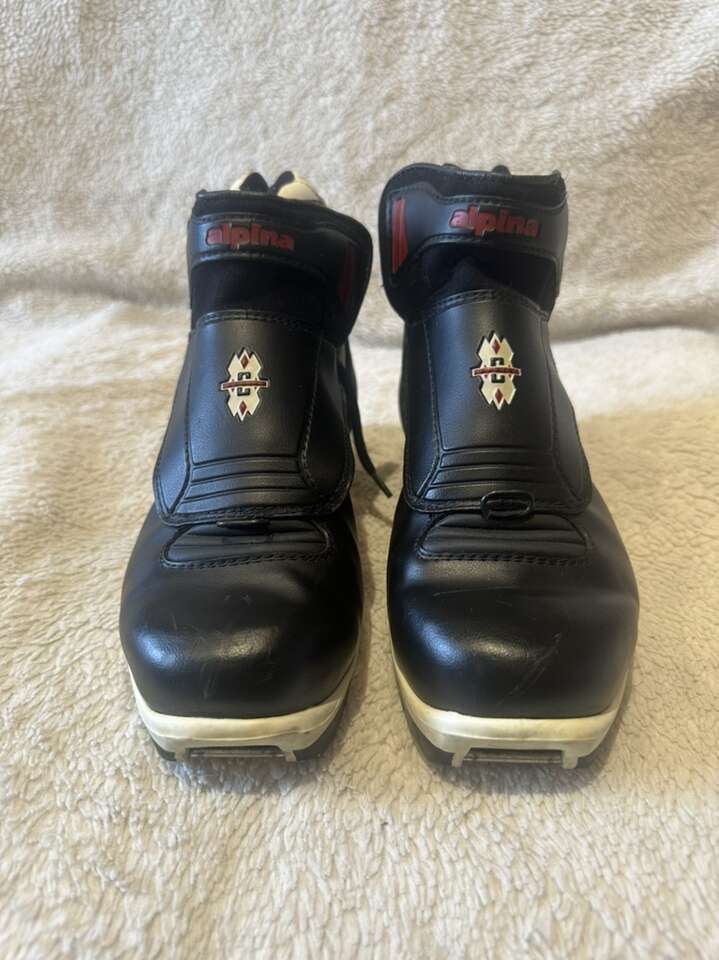 Alpina Nnn 138 Women’s 7.5 Cross Country Ski Boots