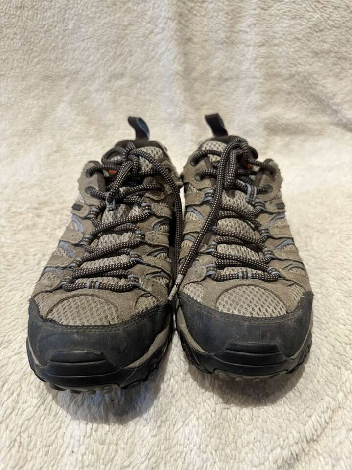 Merrell Women’s Size 8, Dusty Olive, Hiking Shoes