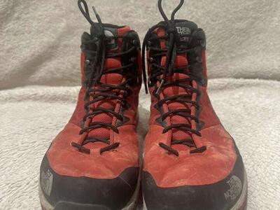 The North Face Men’s 12 Gore-Tex Mid Hiking Boots