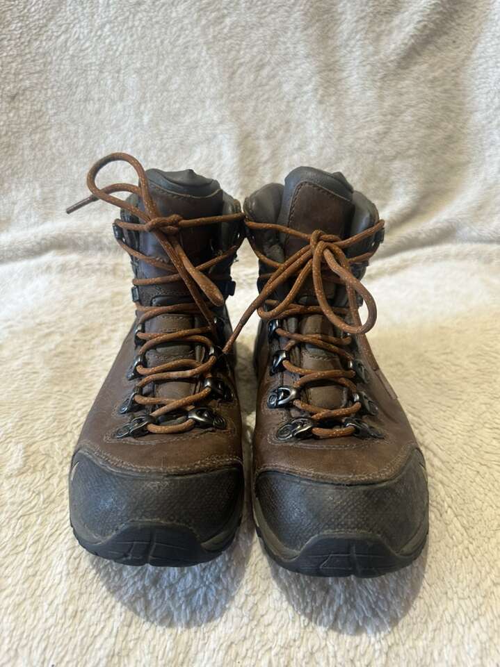 Vasque Women’s 7 Gore-Tex Leather Hiking Boots