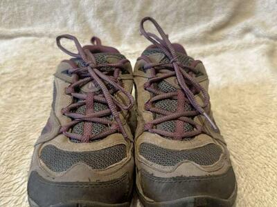 Merrell Women’s 7 Grey/Plum Waterprf Hiking Shoes