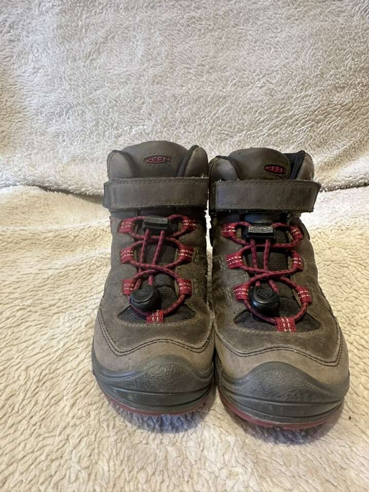 Keen Toddler Size 11 Waterproof Hiking Boots