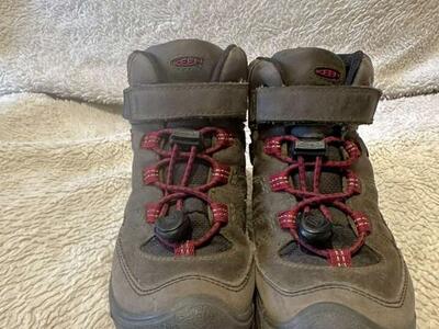 Keen Toddler Size 11 Waterproof Hiking Boots