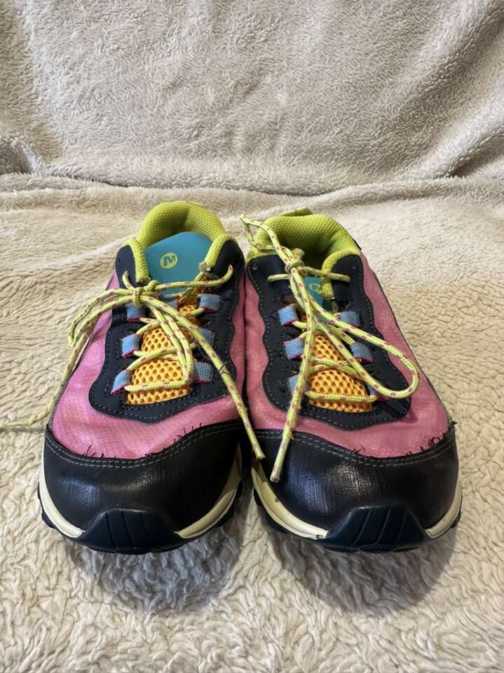 Merrell Youth Size 3 waterproof, Hiking Shoes
