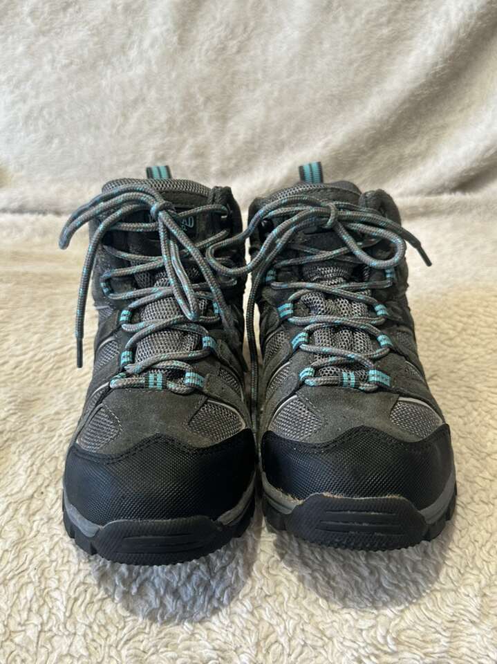 Red head Youth Size 4 Waterproof Hiking Boots