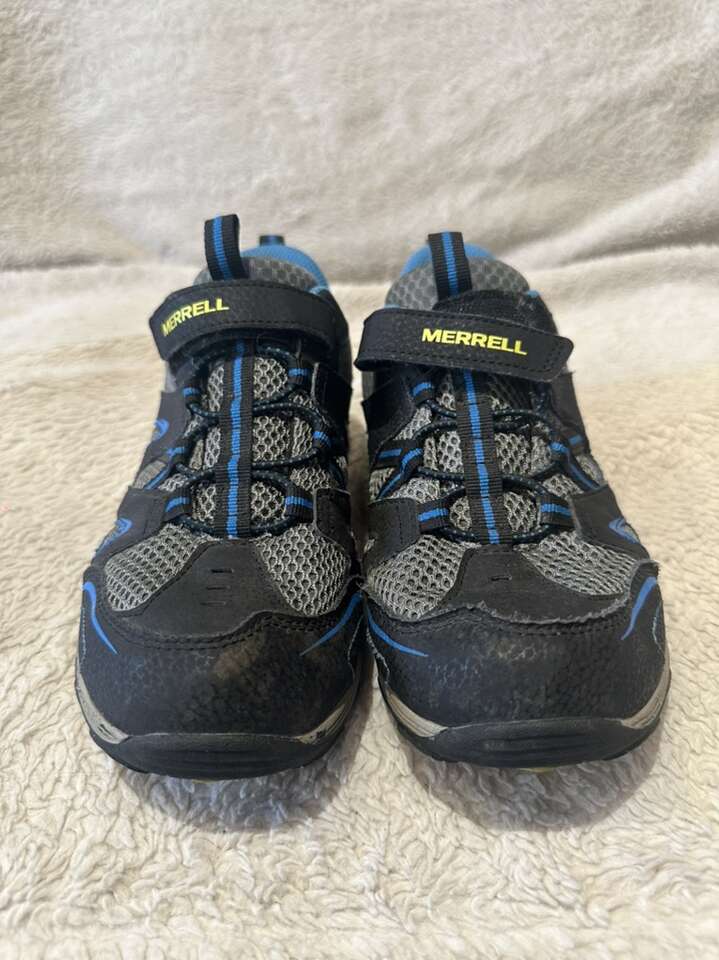 Merrell Youth Size 5.5 Gray/Black Hiking Shoes
